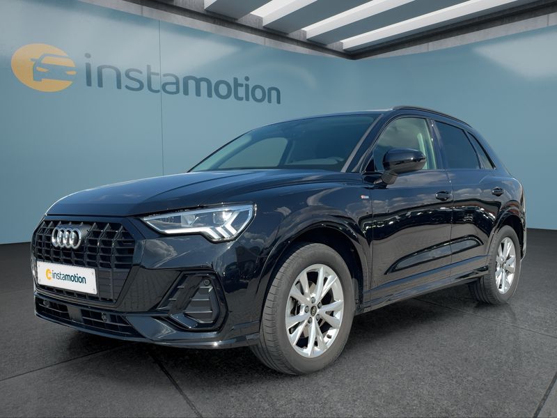 Audi Q3 SUV S line 35