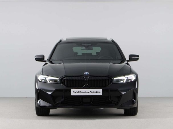 BMW 330e Touring 215 kW image number 6