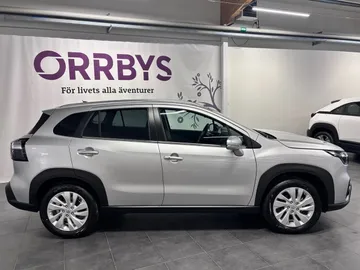 Car image 3