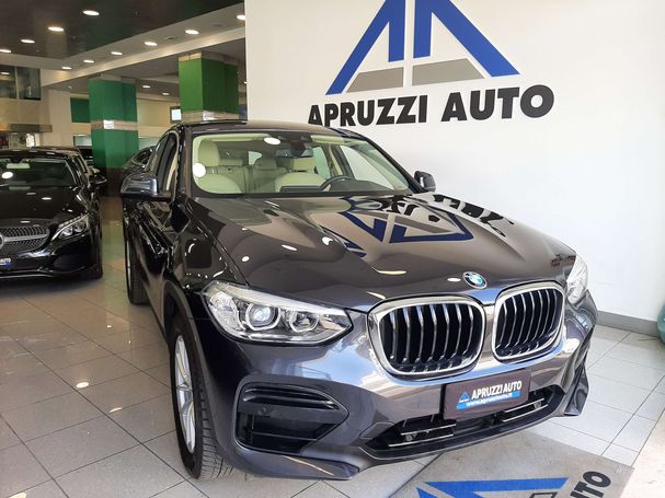 BMW X4 xDrive20d Advantage 140 kW image number 3