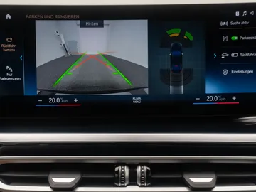Car image 38