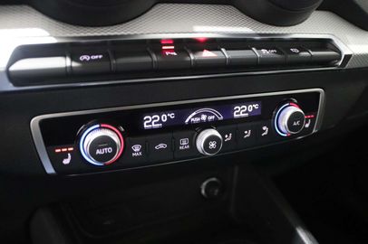 Car image 36