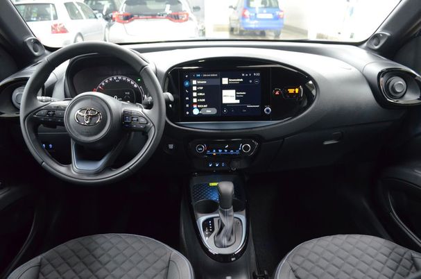 Toyota Aygo X CVT 53 kW image number 16