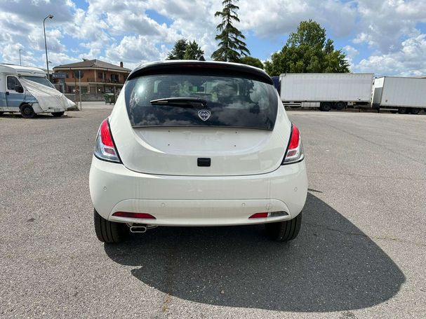 Lancia Ypsilon 51 kW image number 5