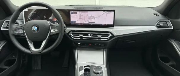 BMW 320d Touring xDrive 140 kW image number 6