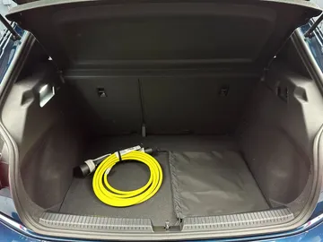 Car image 31