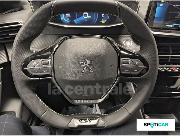 Peugeot 208 136 GT 100 kW image number 16