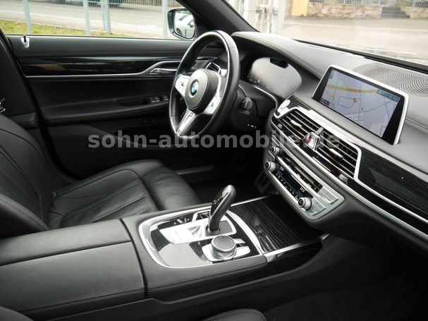 BMW 730d xDrive M Sport 210 kW image number 11