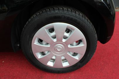 Car image 20