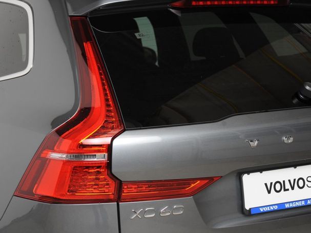 Volvo XC60 AWD B5 173 kW image number 9