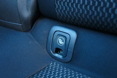 Car image 28