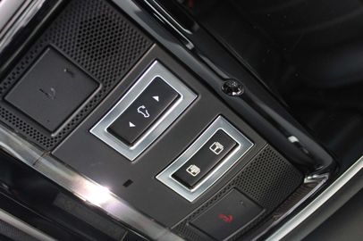 Car image 41