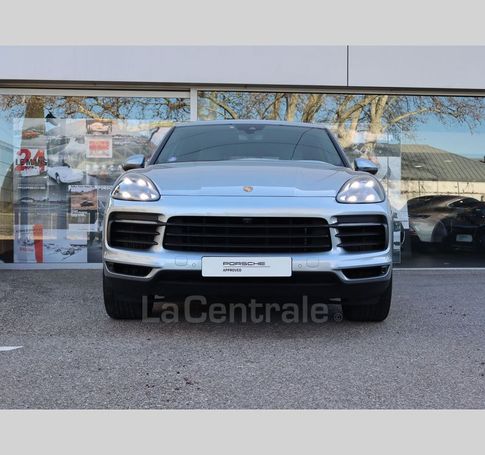 Porsche Cayenne E-Hybrid Tiptronic 340 kW image number 2