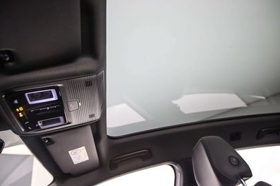 Car image 37