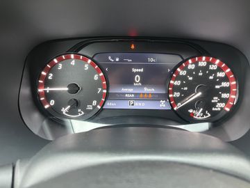 Car image 14