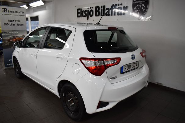 Toyota Yaris Hybrid 74 kW image number 3