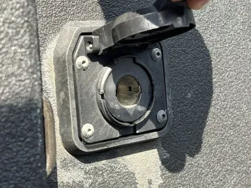 Car image 33