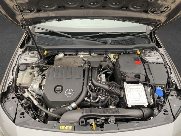 Mercedes-Benz A 180 100 kW image number 10