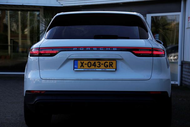 Porsche Cayenne E-Hybrid 340 kW image number 23