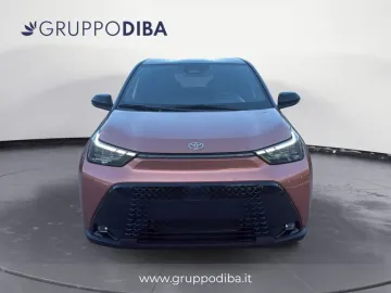 Car image 4