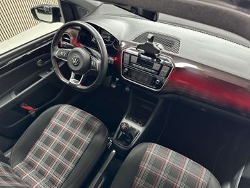 Car image 31