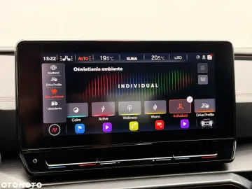 Car image 39