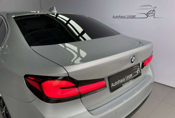 BMW 520d xDrive 140 kW image number 34