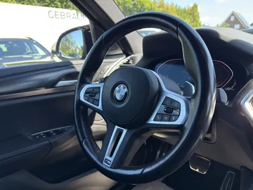 Car image 28