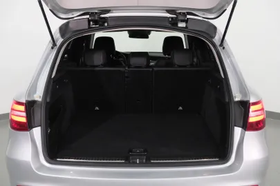 Car image 35