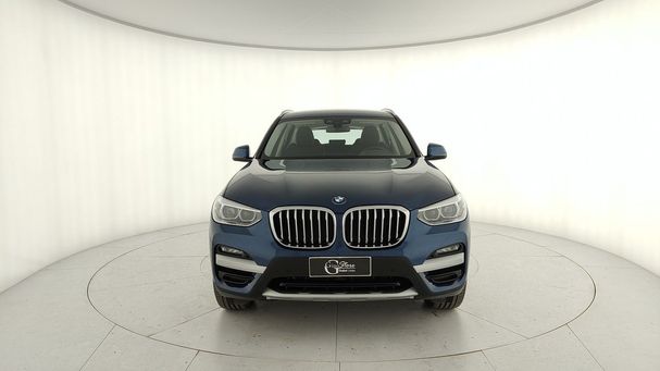 BMW X3 xDrive20d xLine 140 kW image number 2