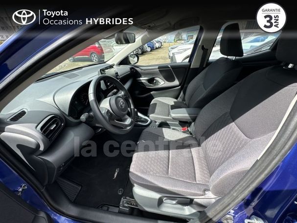 Toyota Yaris Hybrid 85 kW image number 20