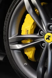 Car image 32