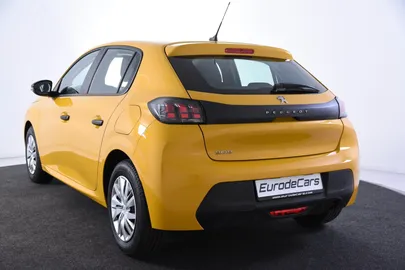 Car image 31
