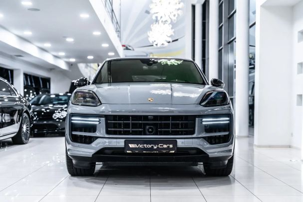 Porsche Cayenne Turbo S E-Hybrid Tiptronic 544 kW image number 17