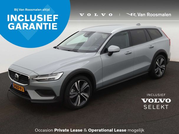 Volvo V60 Cross Country AWD B5 185 kW image number 1