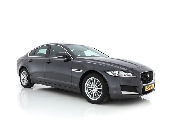 Jaguar XF 121 kW image number 2