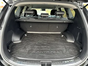 Car image 42