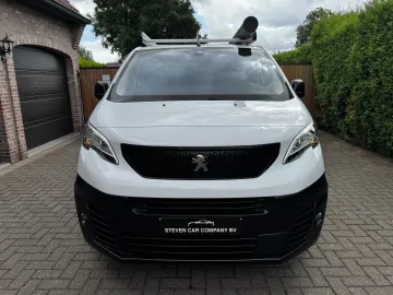 Car image 33