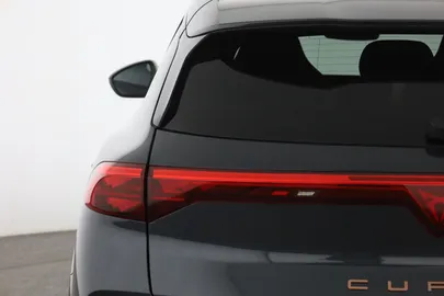 Car image 30