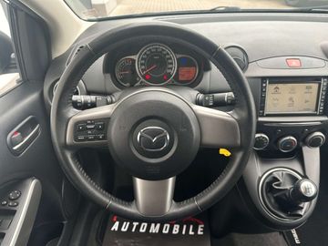 Car image 15