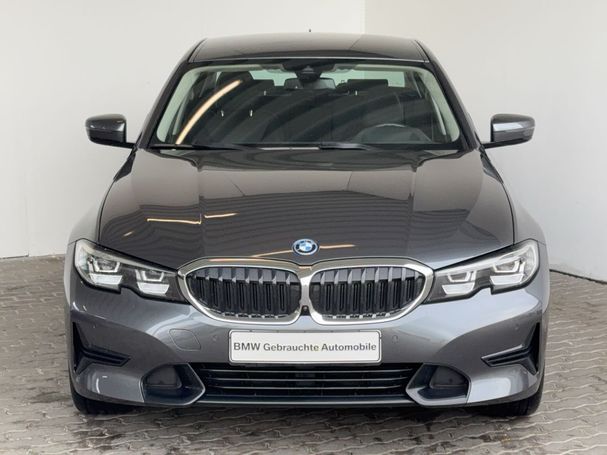 BMW 320 e M Sport 150 kW image number 2