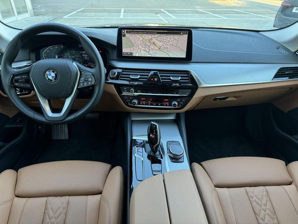 BMW 520d Touring 140 kW image number 9