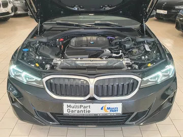 Car image 38