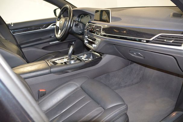 BMW 730d M Sport 195 kW image number 10