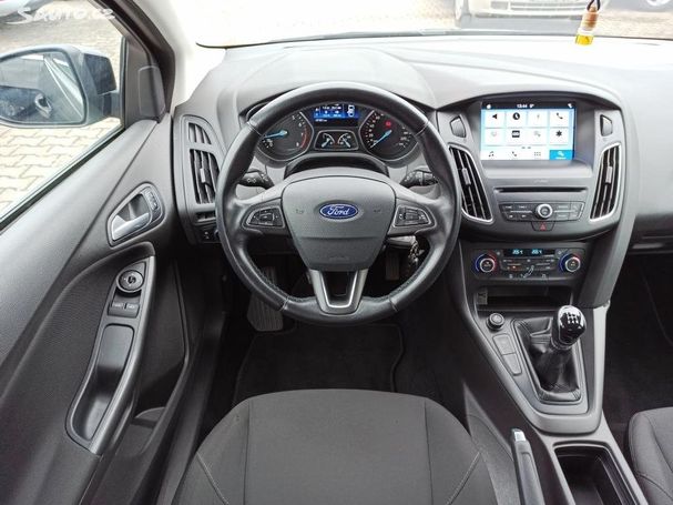 Ford Focus 1.0 74 kW image number 24