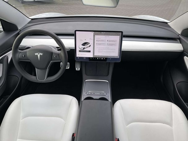 Tesla Model 3 Long Range AWD Dual Motor 258 kW image number 13