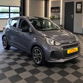 Car image 4