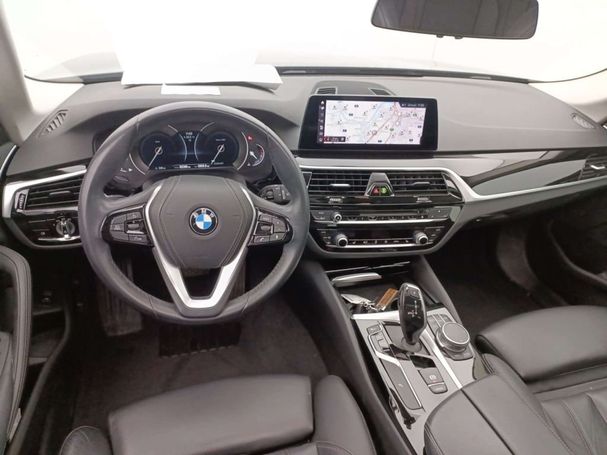 BMW 520d Touring 120 kW image number 6