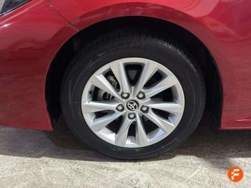 Car image 29