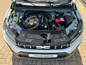 Car image 22